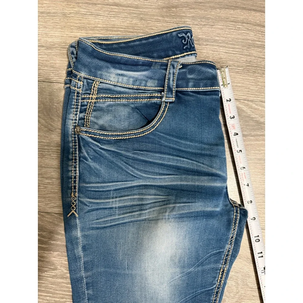 Rose Royce Sarina Moonlight Blue Denim Bermuda Shorts Size 28 7/8 Whiskered